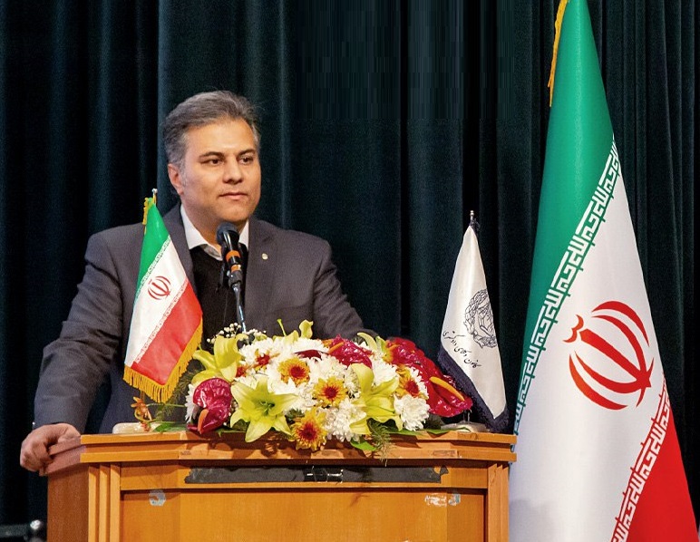 -چی-رئیس-کانون-وکلای-قزوین.jpg